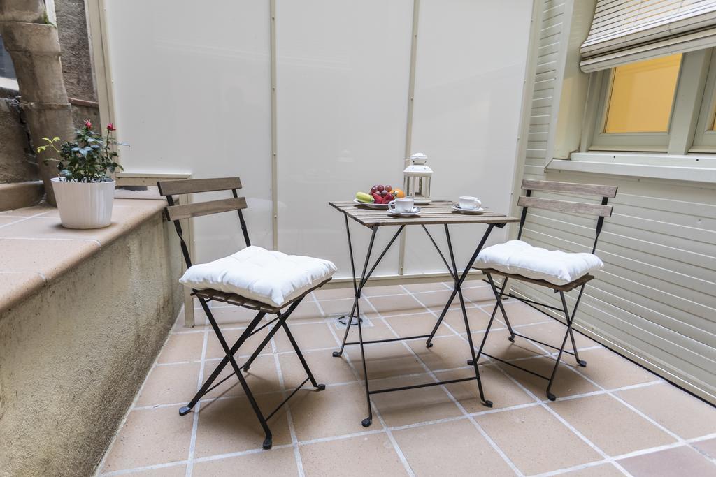 Bravissimo Cort Reial-1B Apartment Girona Bagian luar foto