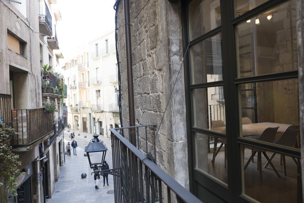 Bravissimo Cort Reial-1B Apartment Girona Bagian luar foto