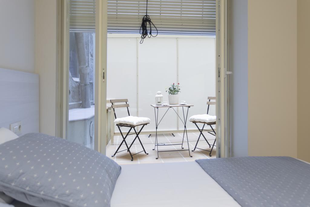 Bravissimo Cort Reial-1B Apartment Girona Bagian luar foto