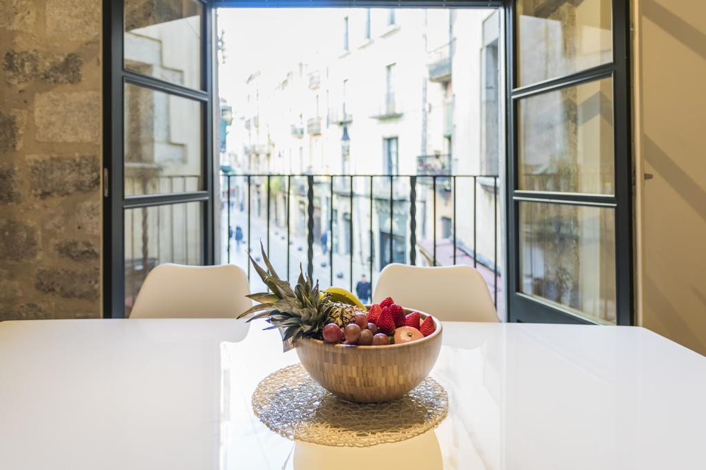 Bravissimo Cort Reial-1B Apartment Girona Bagian luar foto